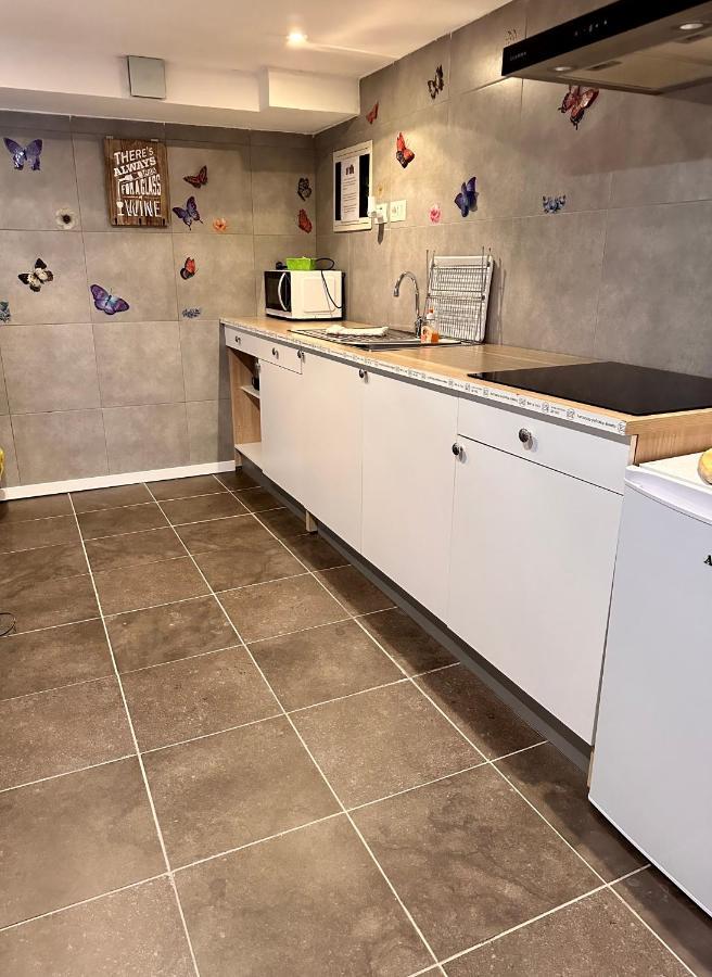 Vacabruz Apartment Besano Bagian luar foto