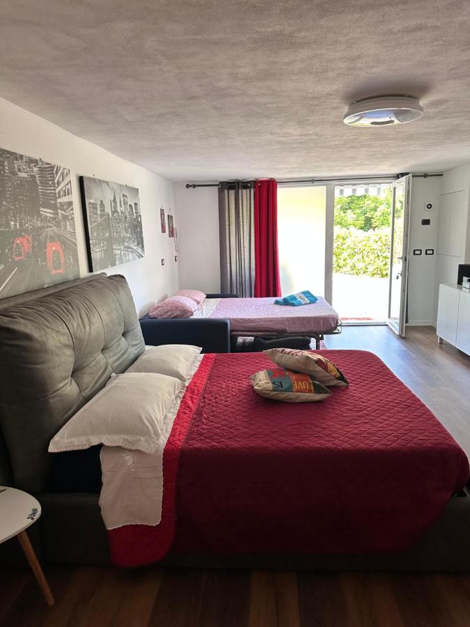 Vacabruz Apartment Besano Bagian luar foto
